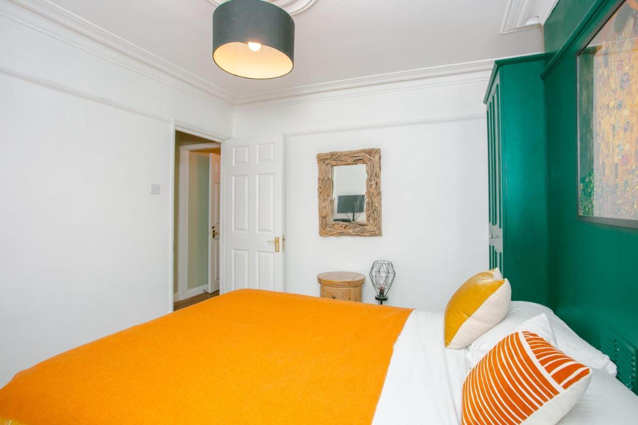 Modern Garden Apartment Camden Londra Esterno foto