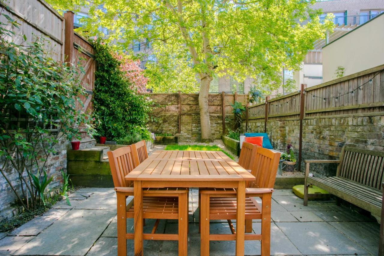 Modern Garden Apartment Camden Londra Esterno foto