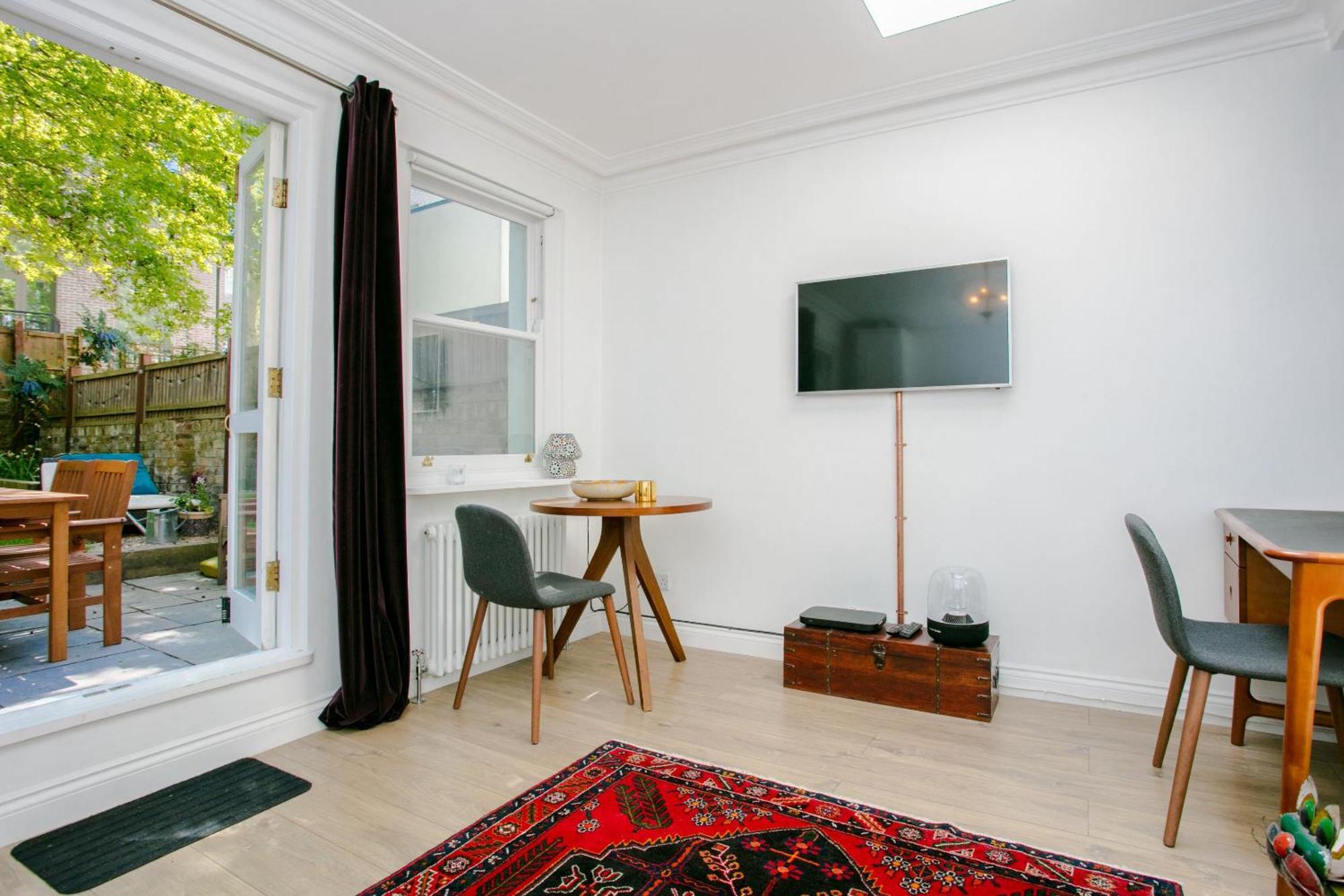 Modern Garden Apartment Camden Londra Esterno foto