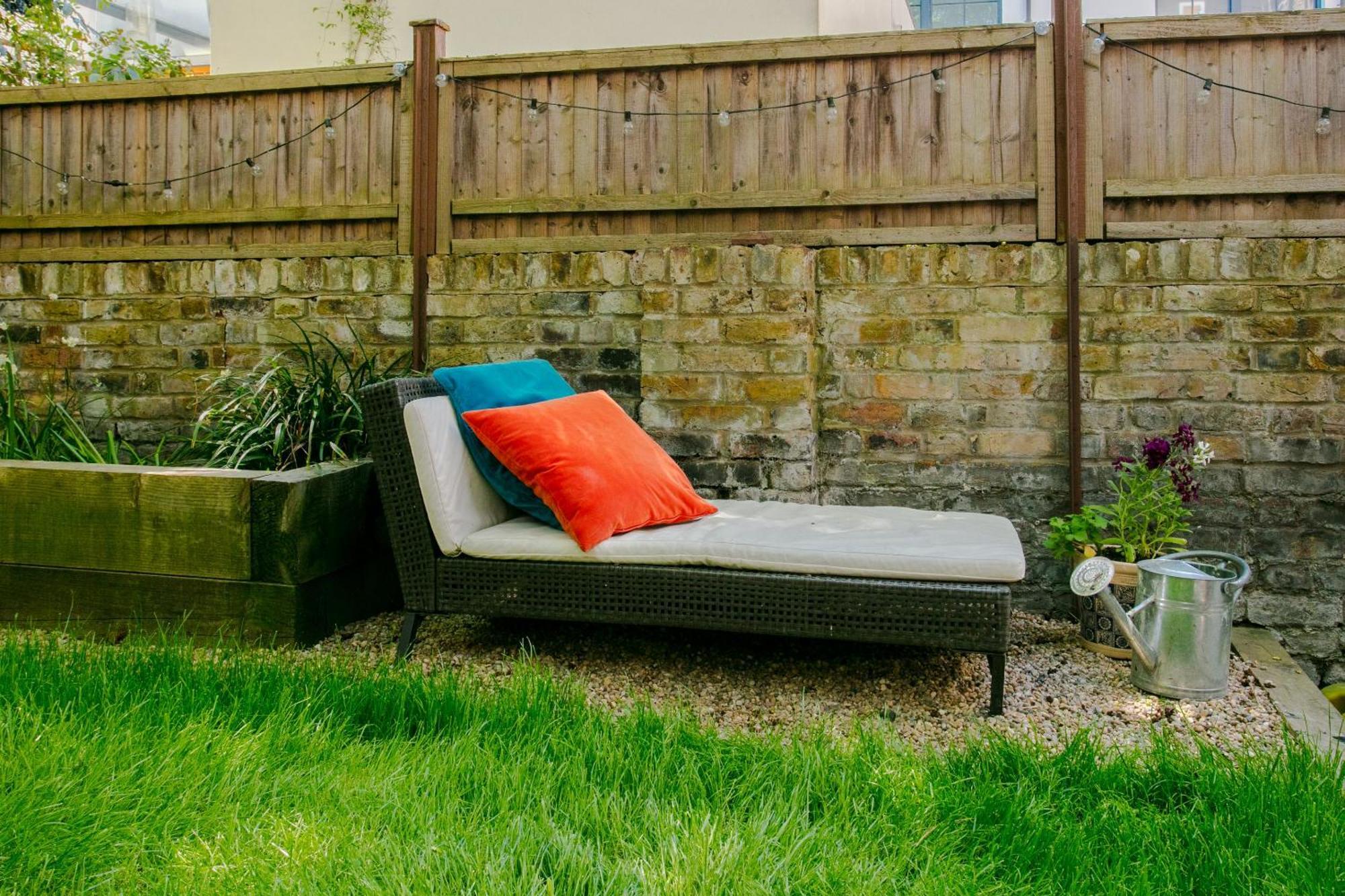 Modern Garden Apartment Camden Londra Esterno foto